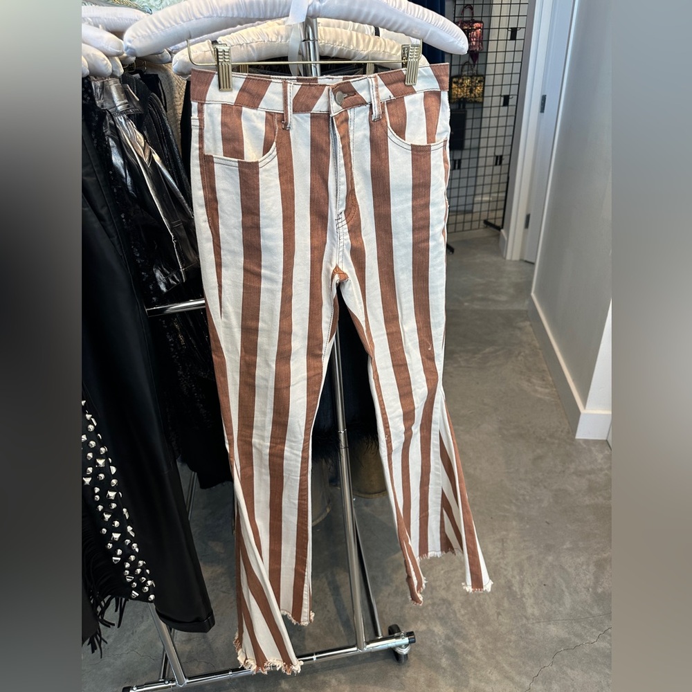 Saint & Heart brown, and white flared jeans